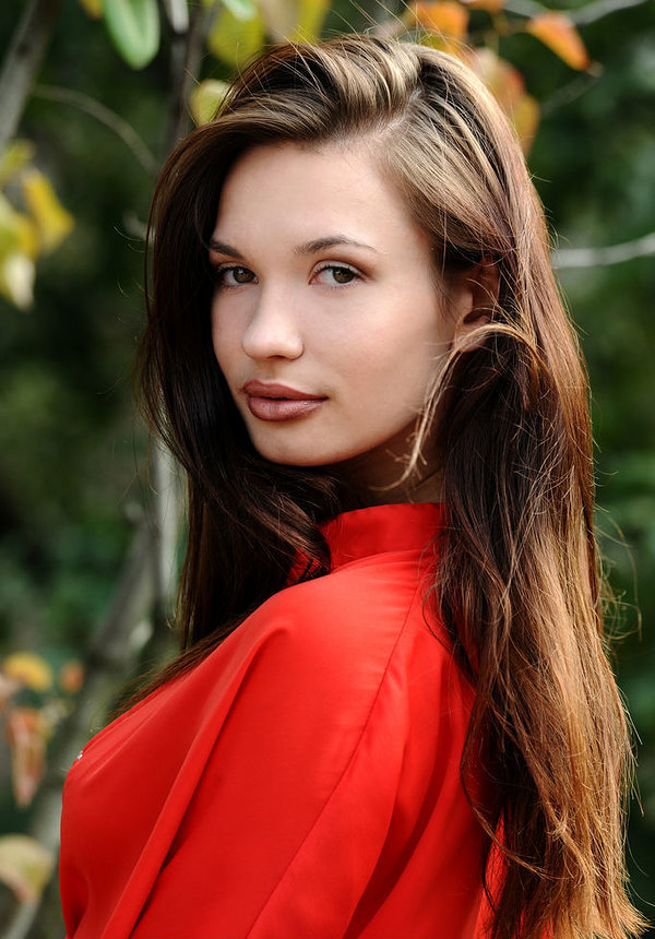 Василиса, 18